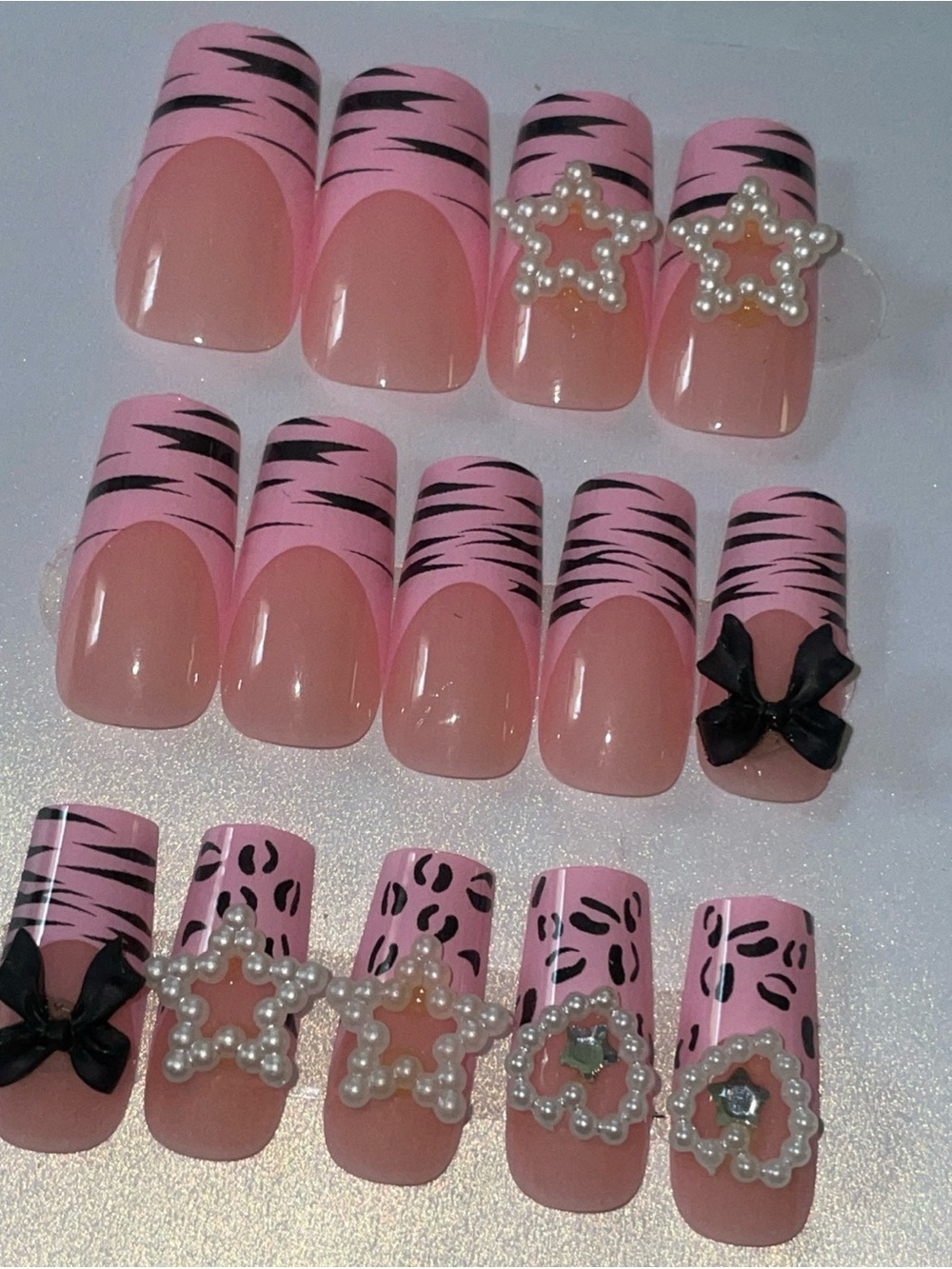 24 Press On Nails ~ Number 11 ~